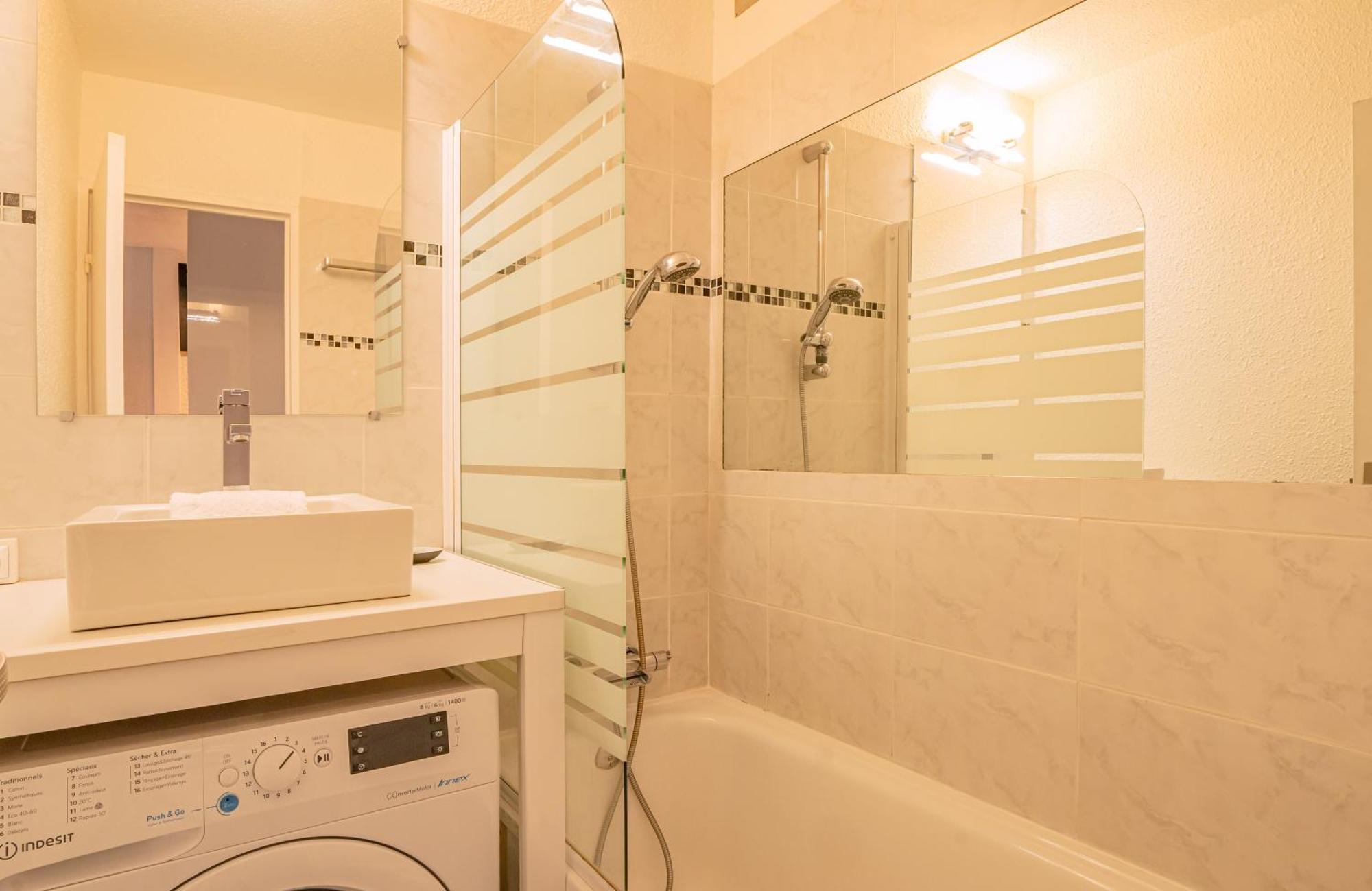Apartment Jonquille 2C - Chamonix Peaks Getaway ภายนอก รูปภาพ